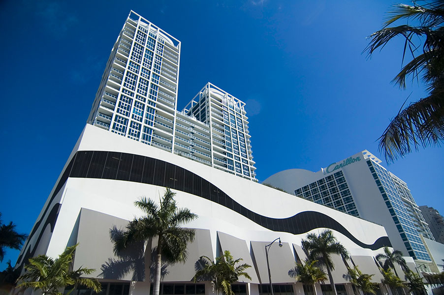 Carillon Miami Beach